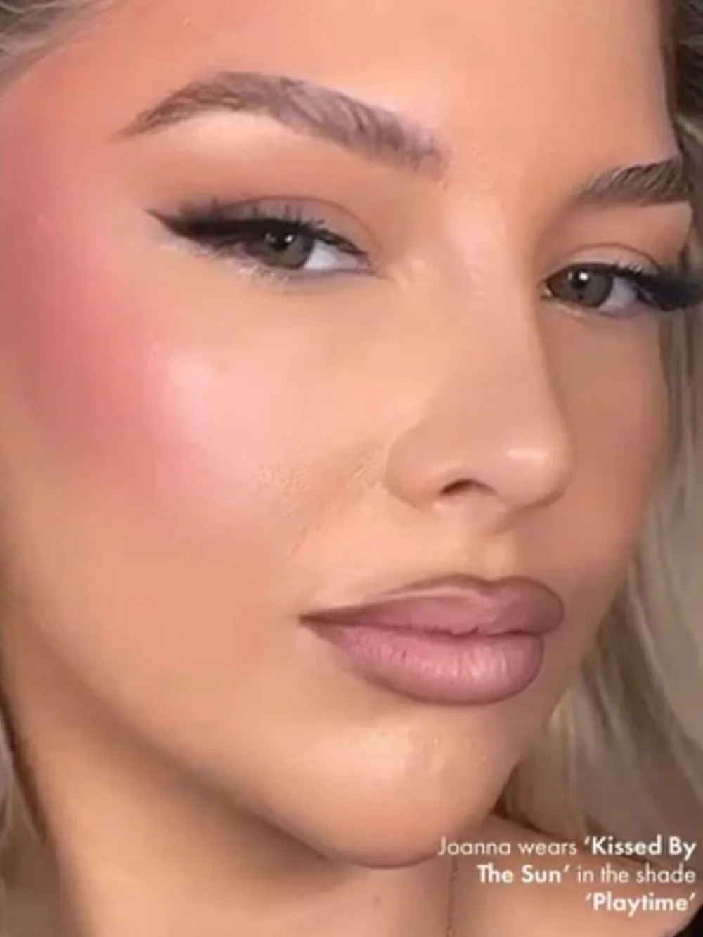 Iconic London KISSED BY THE SUN MULTI-USE CHEEK GLOW in Play Time 5g BRAND NEW - Picture 3 of 5